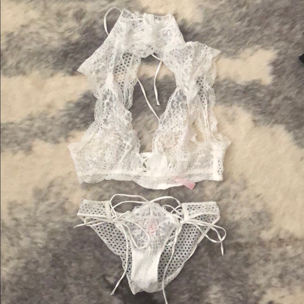 Victoria’s Secret White Lace Bridal Lingerie Set
